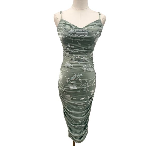 Windsor Sage Green Burnout Velvet Floral Ruched Midi Dress Small Fairy Wedding - Picture 1 of 9